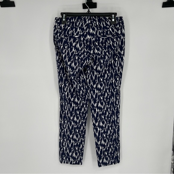 Lilly Pulitzer Navy Capri New School Fish Print Pants - Picture 7 of 14